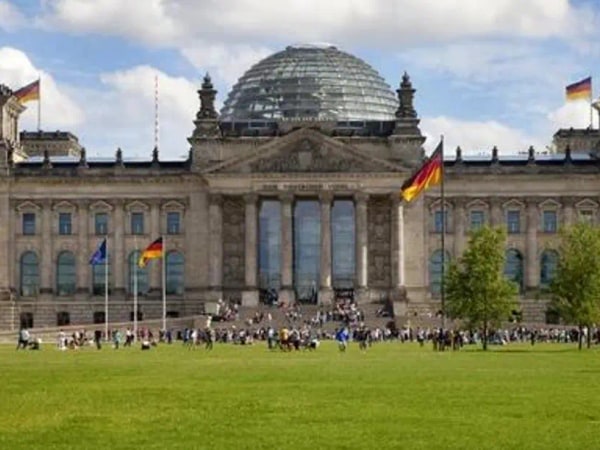 Private Third Reich Berlin Tour- Hitler and World War 2
